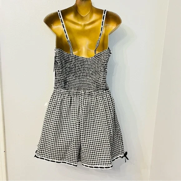 Matching Two-Piece Set – Black & White Crop Top + Shorts – Cottagecore Summer - Picture 4 of 6